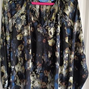 Simply Vera Vera Wang Black Floral V-Neck Blouse with Blue and Cream Accents